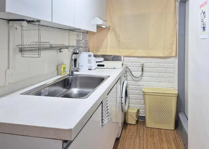 홍대인근 이대역 # Ewha 201 Apartment Seoul