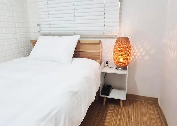 홍대인근 이대역 # Ewha 201 Apartment *